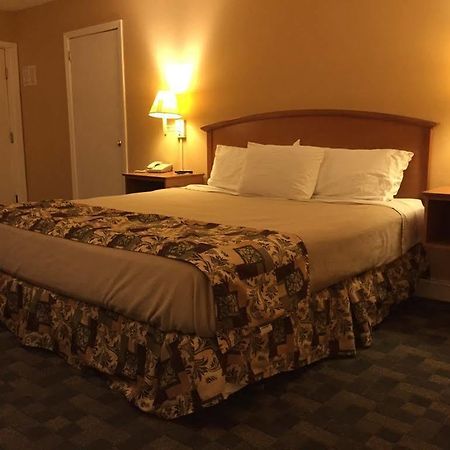 Howard Johnson Florence/ Cincinnati Area Buitenkant foto