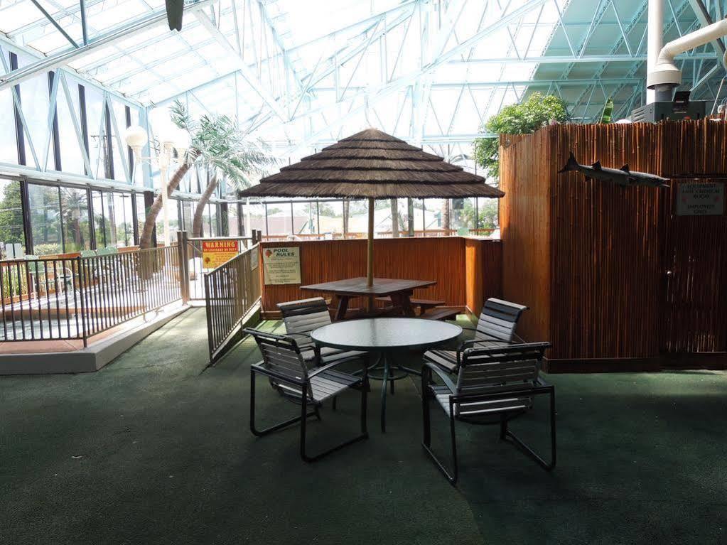 Howard Johnson Florence/ Cincinnati Area Buitenkant foto